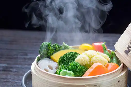 Benefits of steaming veggies =